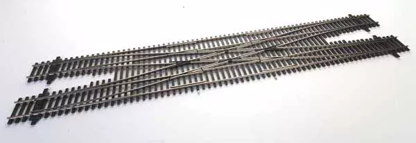 Code 83 Nickel Silver DCC-Friendly #6 Double Crossover Measures 16-3/4" Track Centers