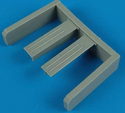 Quickboost 72300 1/72 B24 Correct Front Undercarriage Covers for HSG (D)