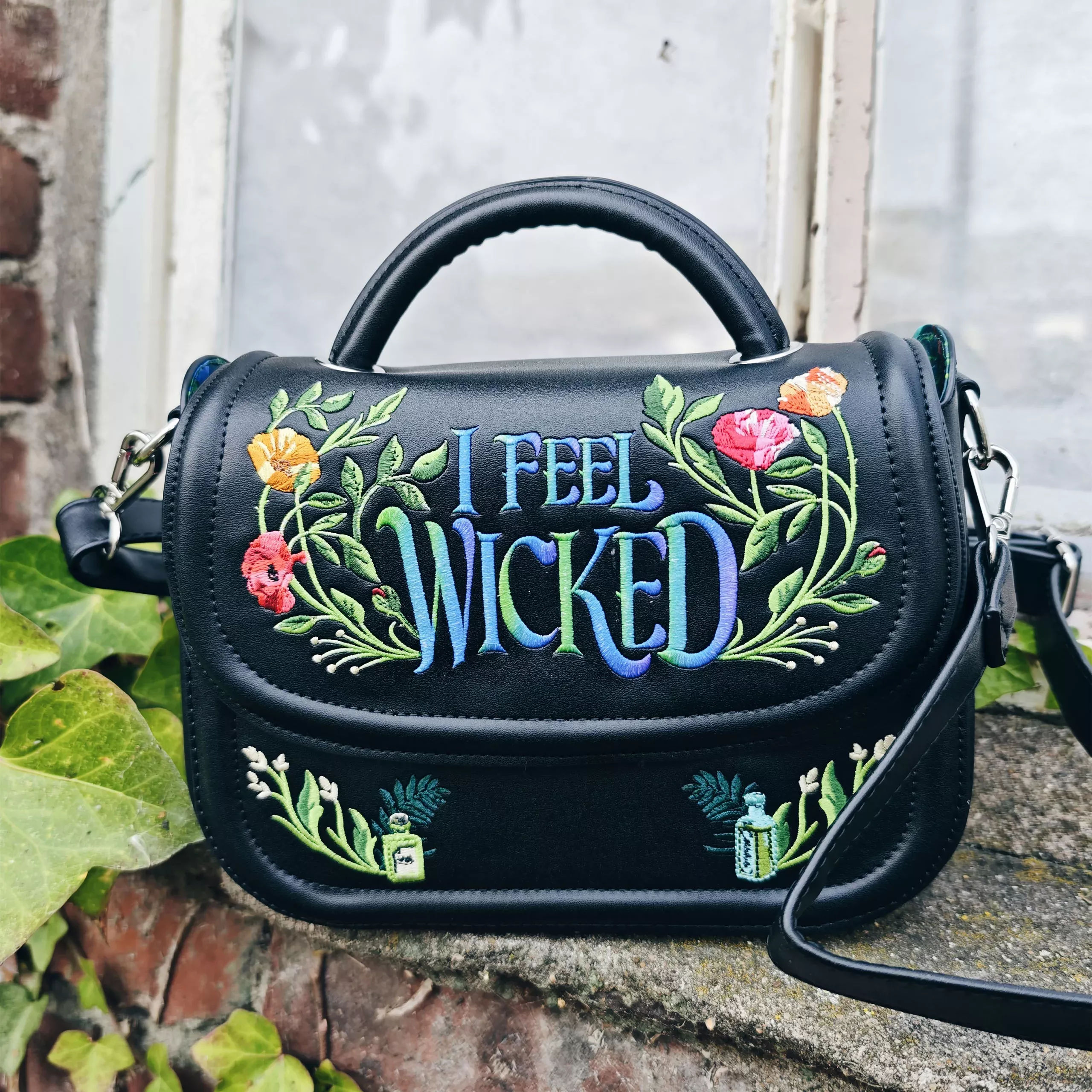 Wicked - Crossbody Bag